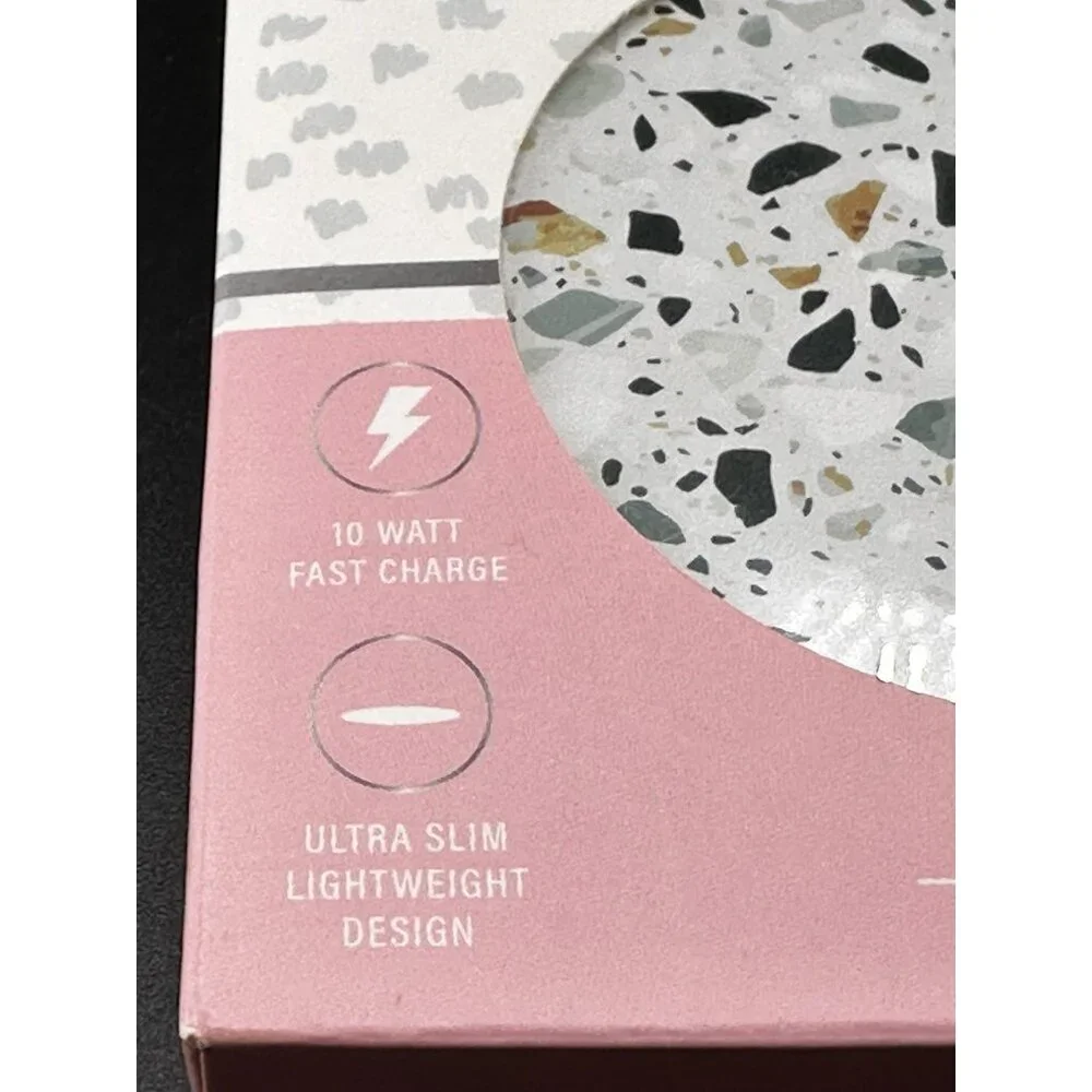 Hang Accessories Ultra‎ Slim Wireless Charging Pad New Box Damage iPhone Android